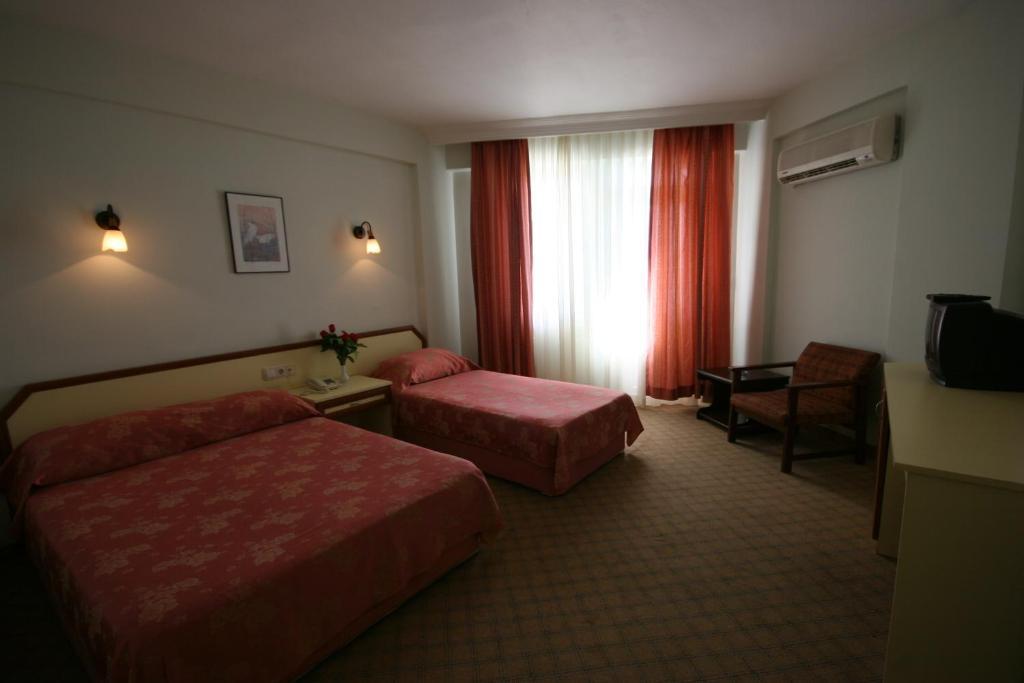 Kleopatra Beach Hotel ألانيا الغرفة الصورة