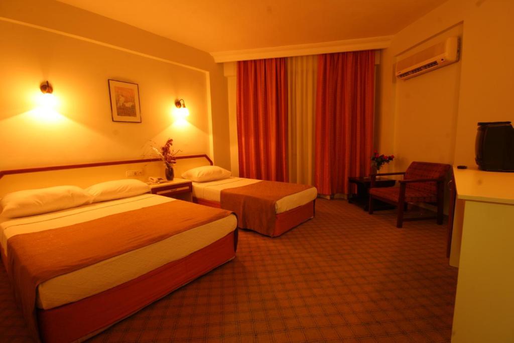 Kleopatra Beach Hotel ألانيا الغرفة الصورة