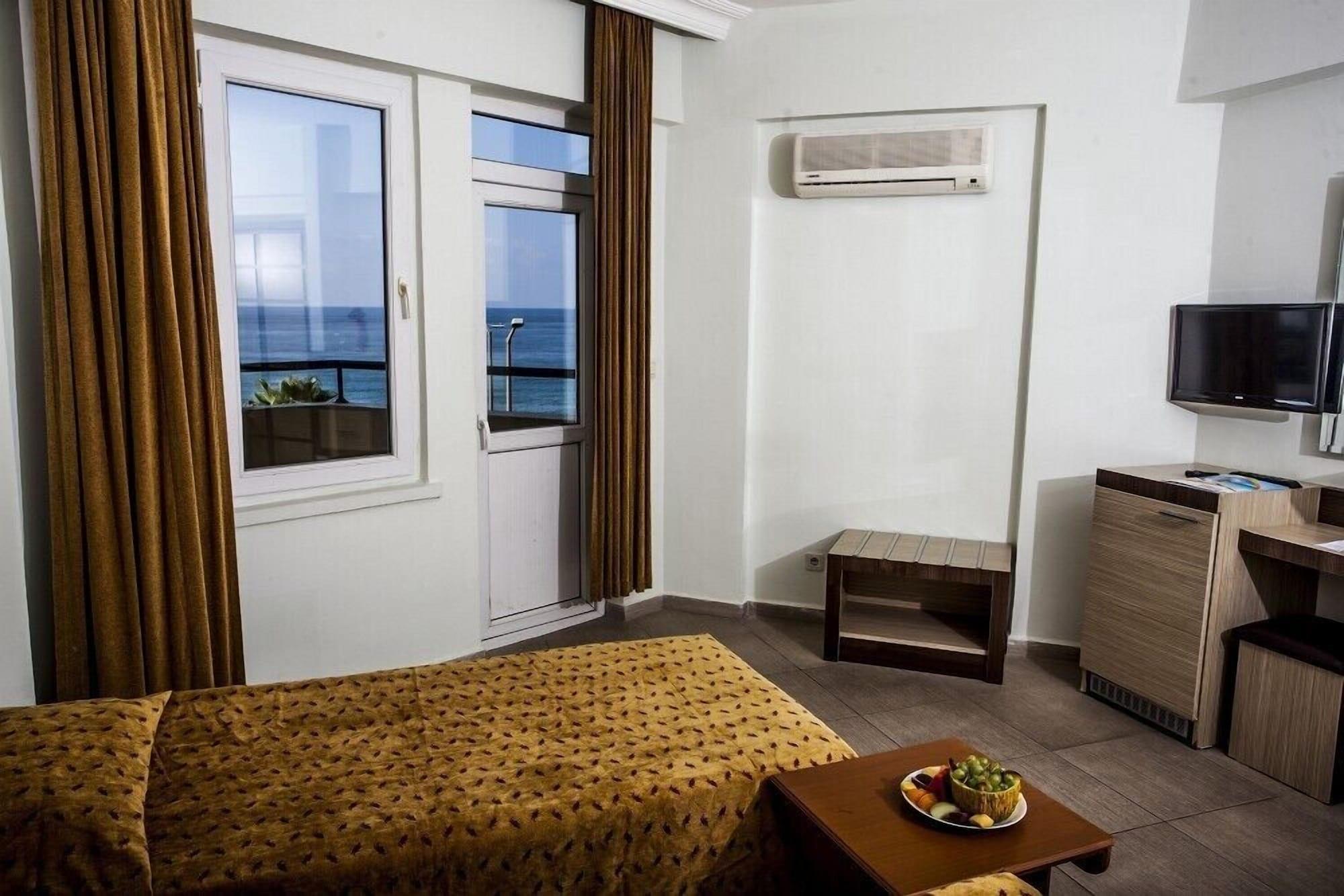 Kleopatra Beach Hotel ألانيا المظهر الخارجي الصورة